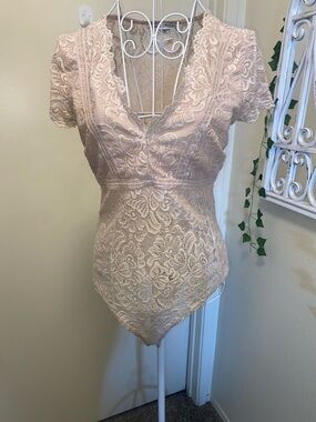 Haute Monde Blush Lace V-Neck Bodysuit